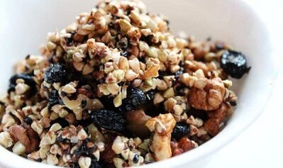 trigo sarraceno con frutos secos para bajar de peso